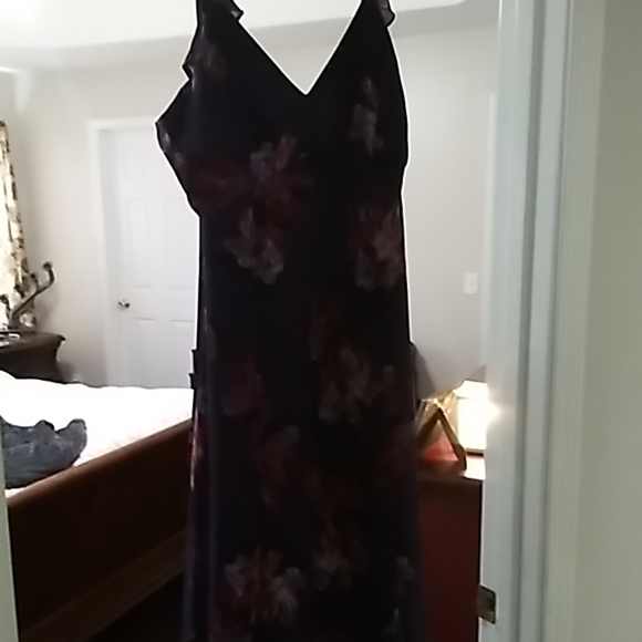 Ankle Length Dress - Picture 2 of 2